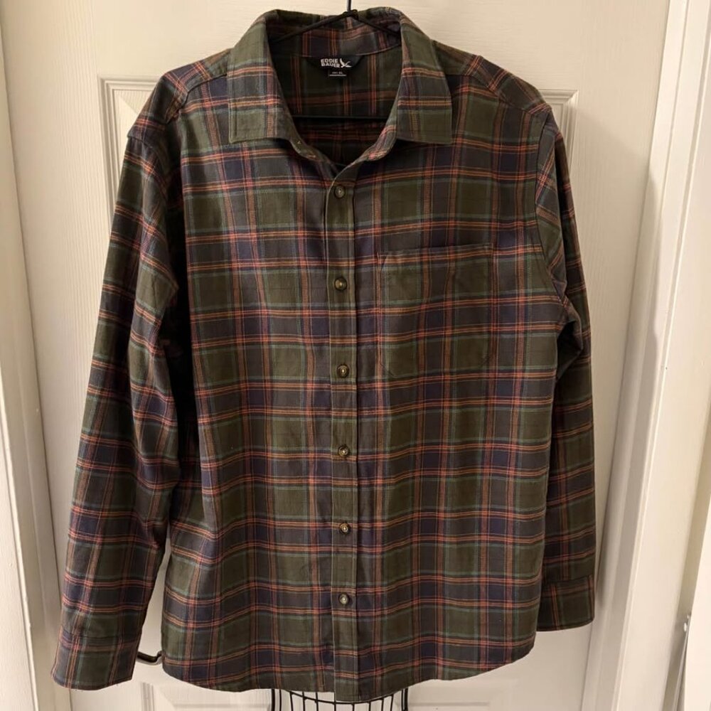 Eddie Bauer Plaid Flannel Shirt XL Green Button Up Classic‎ Normcore Dadcore EUC